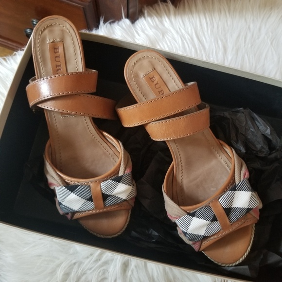 Burberry Check Espadrille Wedges - Picture 2 of 7